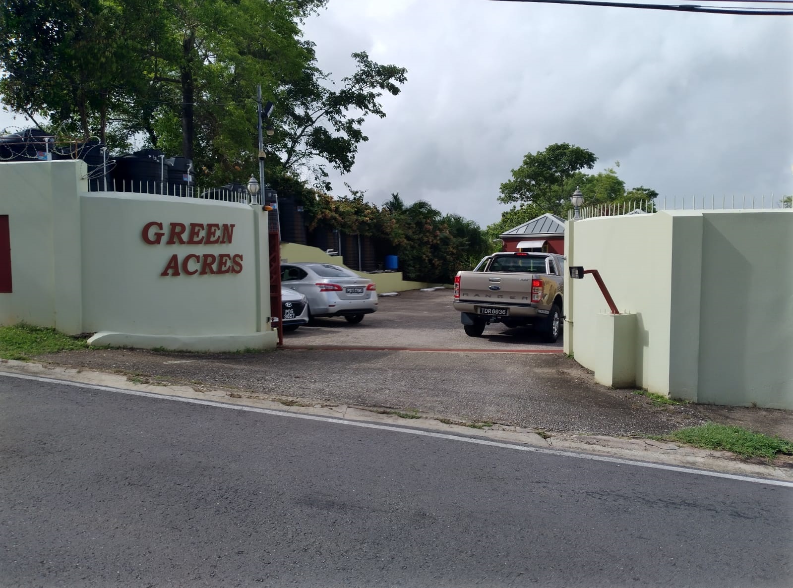 Green Acres Townhouse, St. Aug..