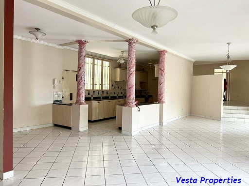 3+ Bedroom Apartment - Glencoe