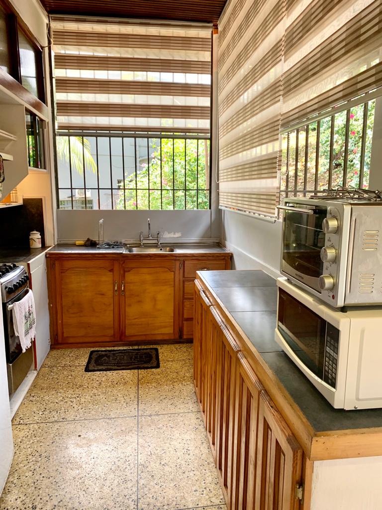 CABIN STYLED ONE BEDROOM APART..