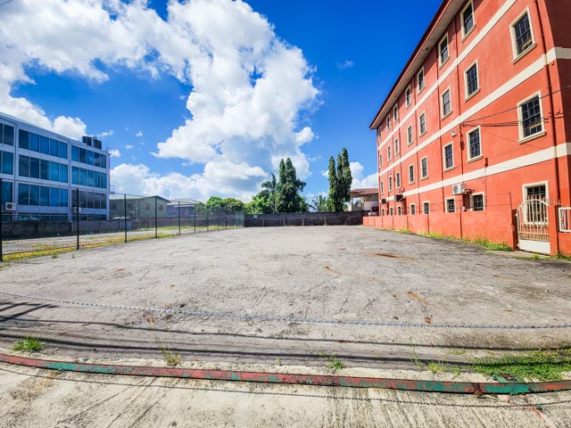 Chaguans- Land for Sale- Mulch..