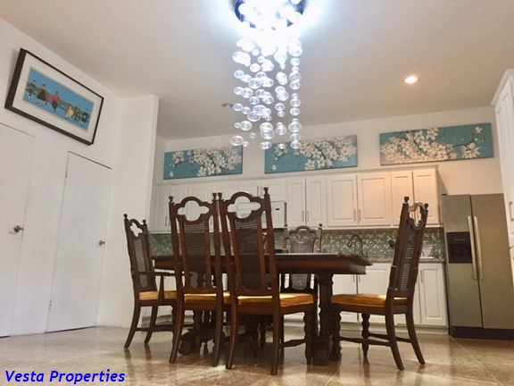 2 Bedroom Apartment - Diego Ma..