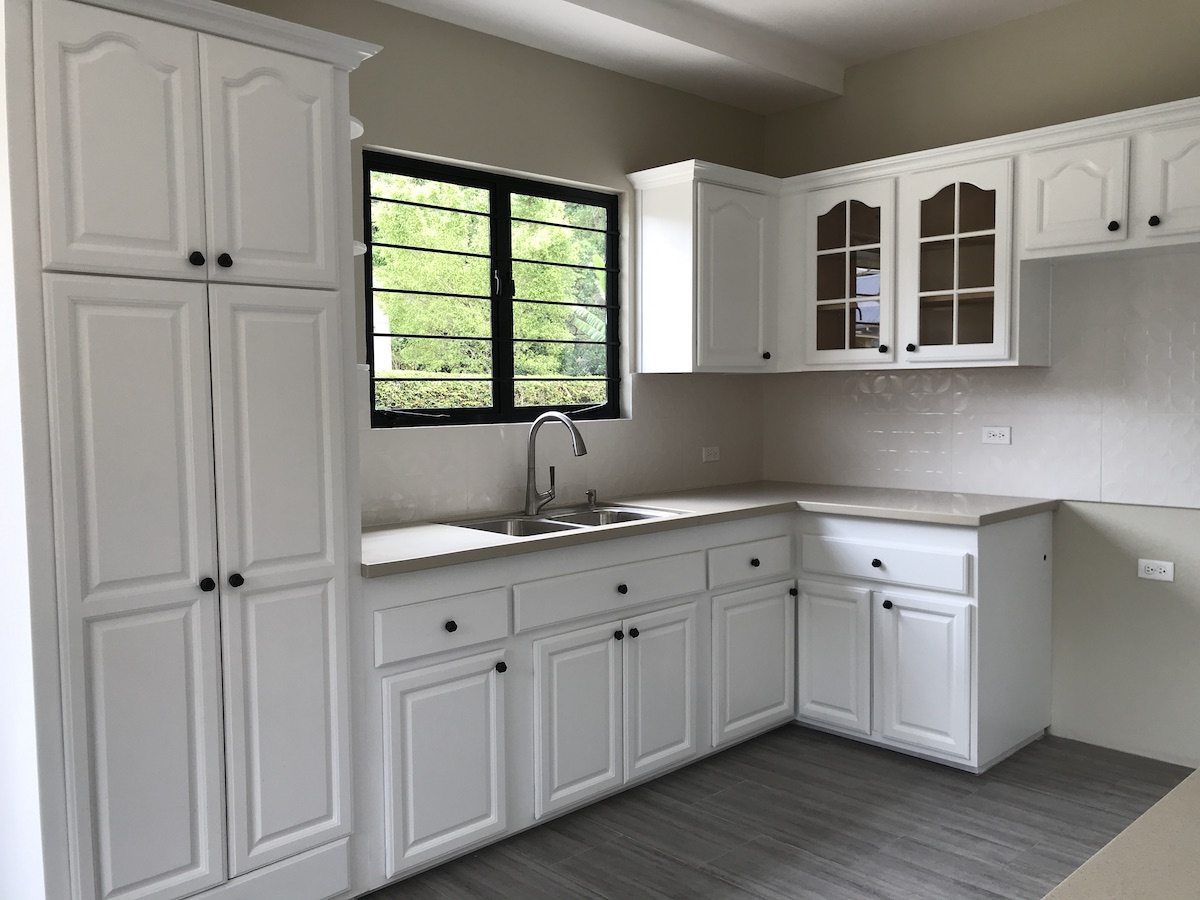 ST. JOSEPH - 3 BEDROOM 1ST FLO..