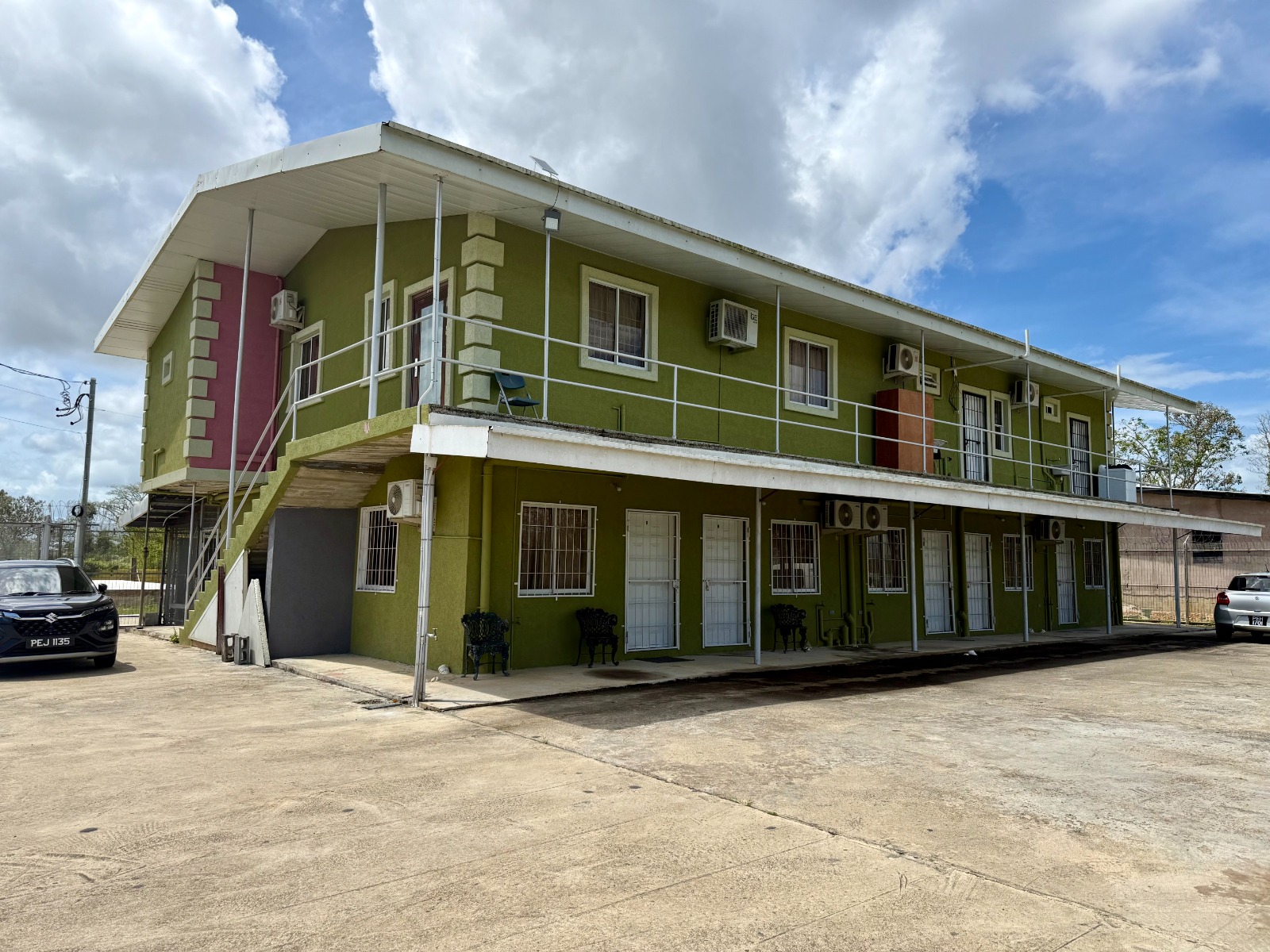 Barathsingh Trace, Chin Chin, Cunupia