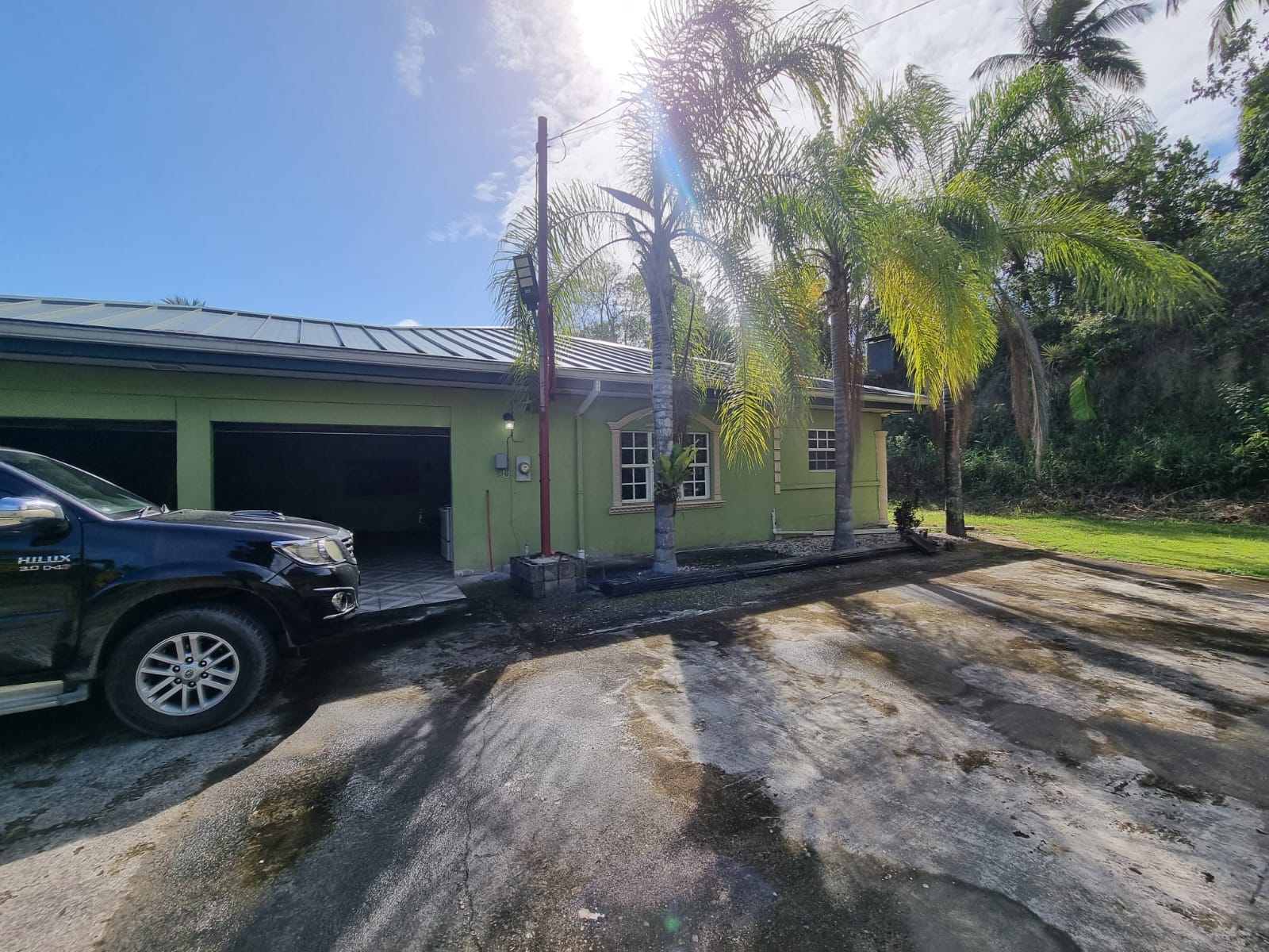 San Francique 3 bedroom family..