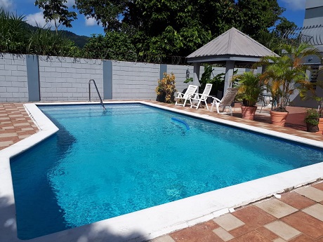 Petit  Valley  Gated   2  bedr..