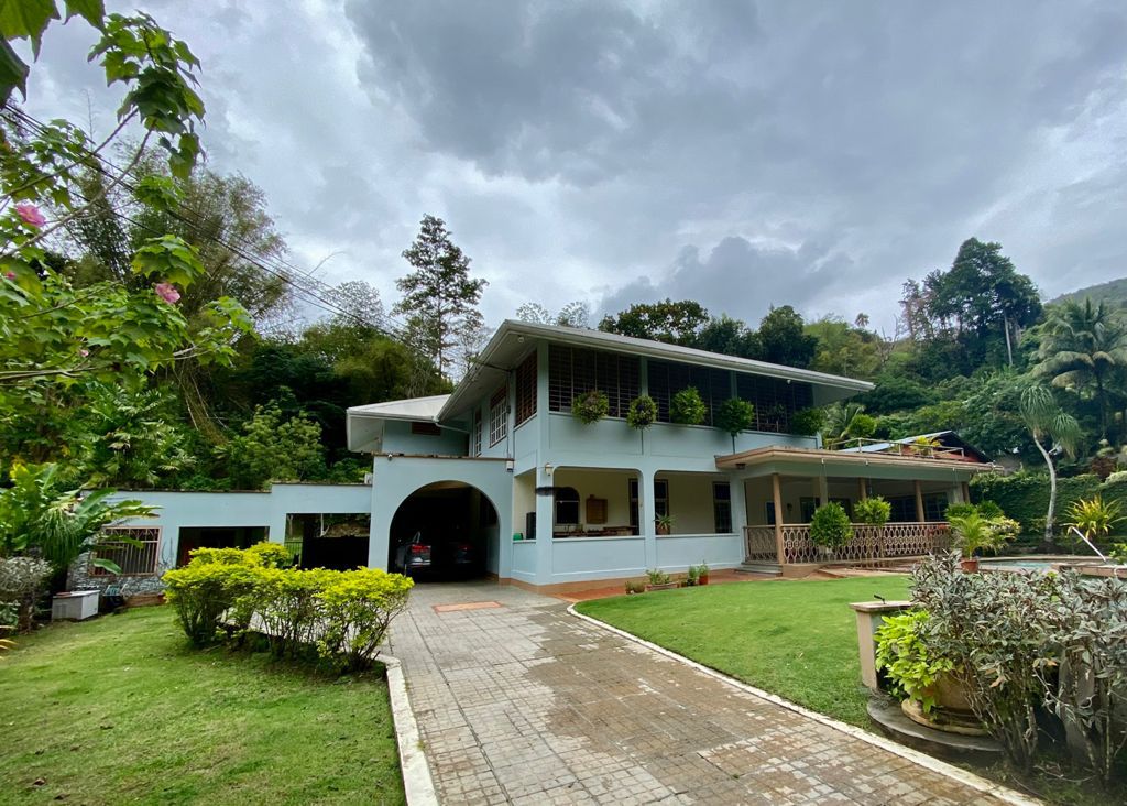 Home in Fondes Amandes for Sal..