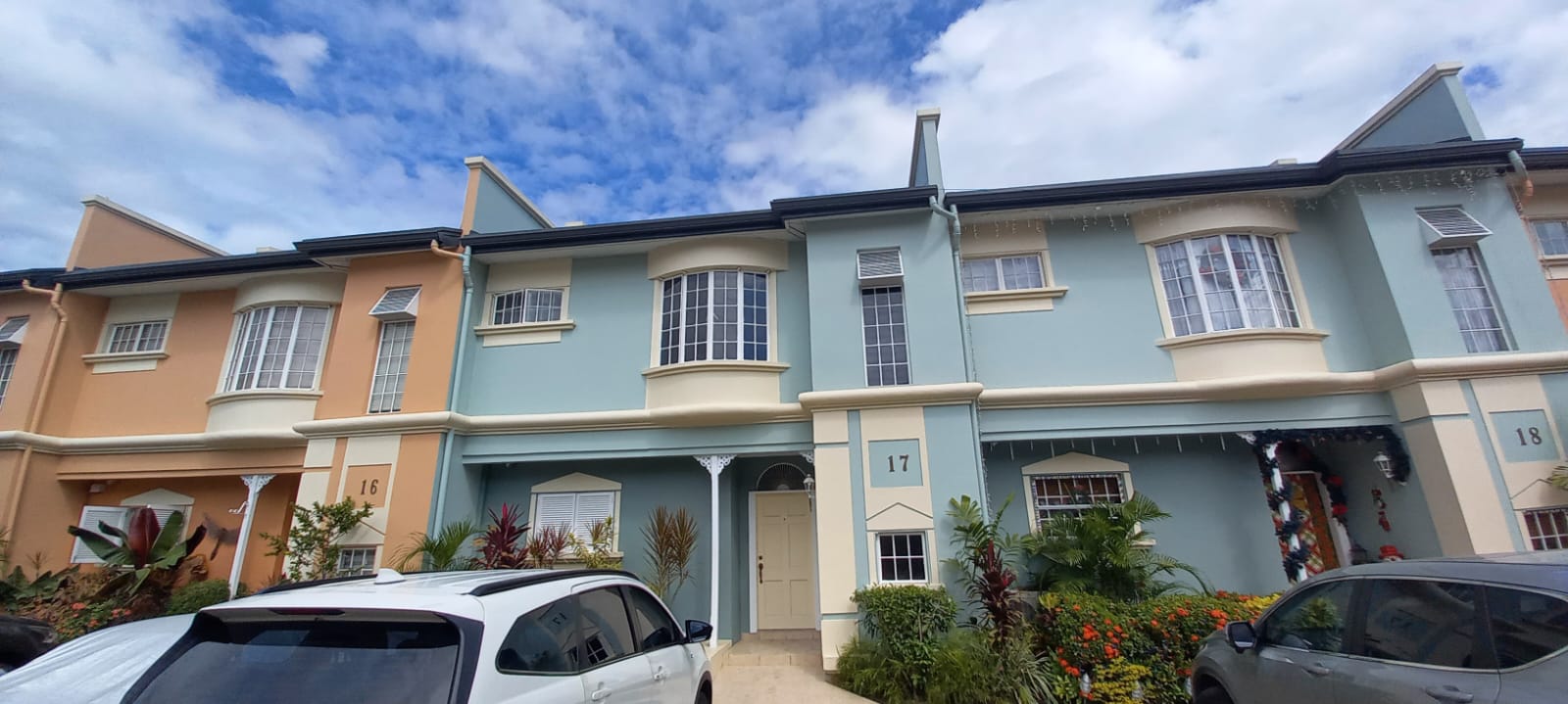 VICTORIA VILLAS  DIEGO MARTIN