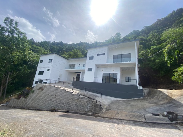 Percy's Place, Carenage