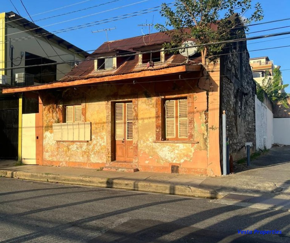 Commercial /Office Building fo..