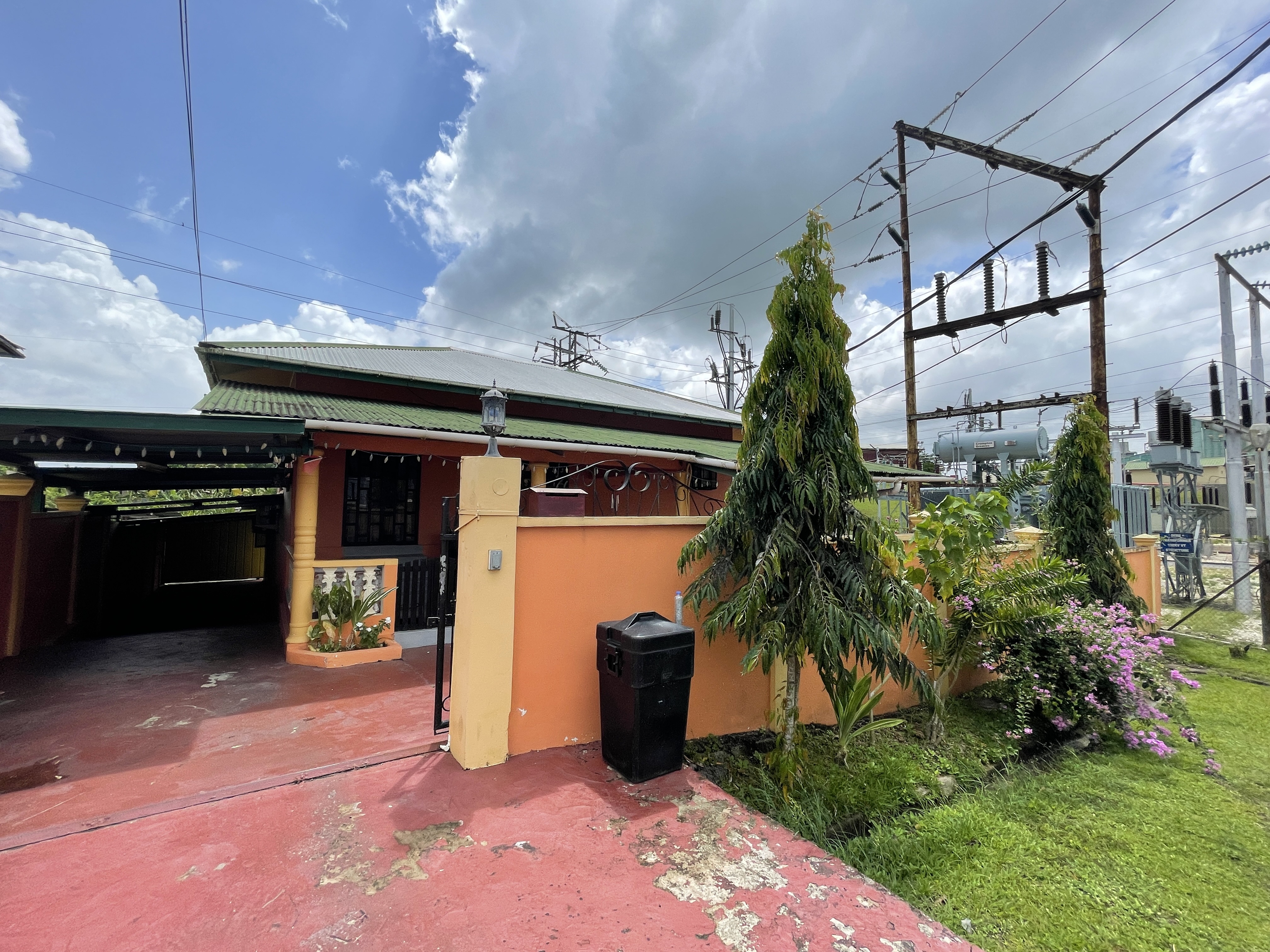 HOUSE FOR SALE! Syne Village, ..