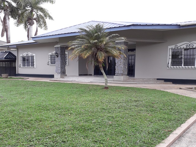 RENTED --VALSAYN HOUSE FOR REN..