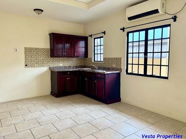 Downstairs 1 Bedroom Apartment..