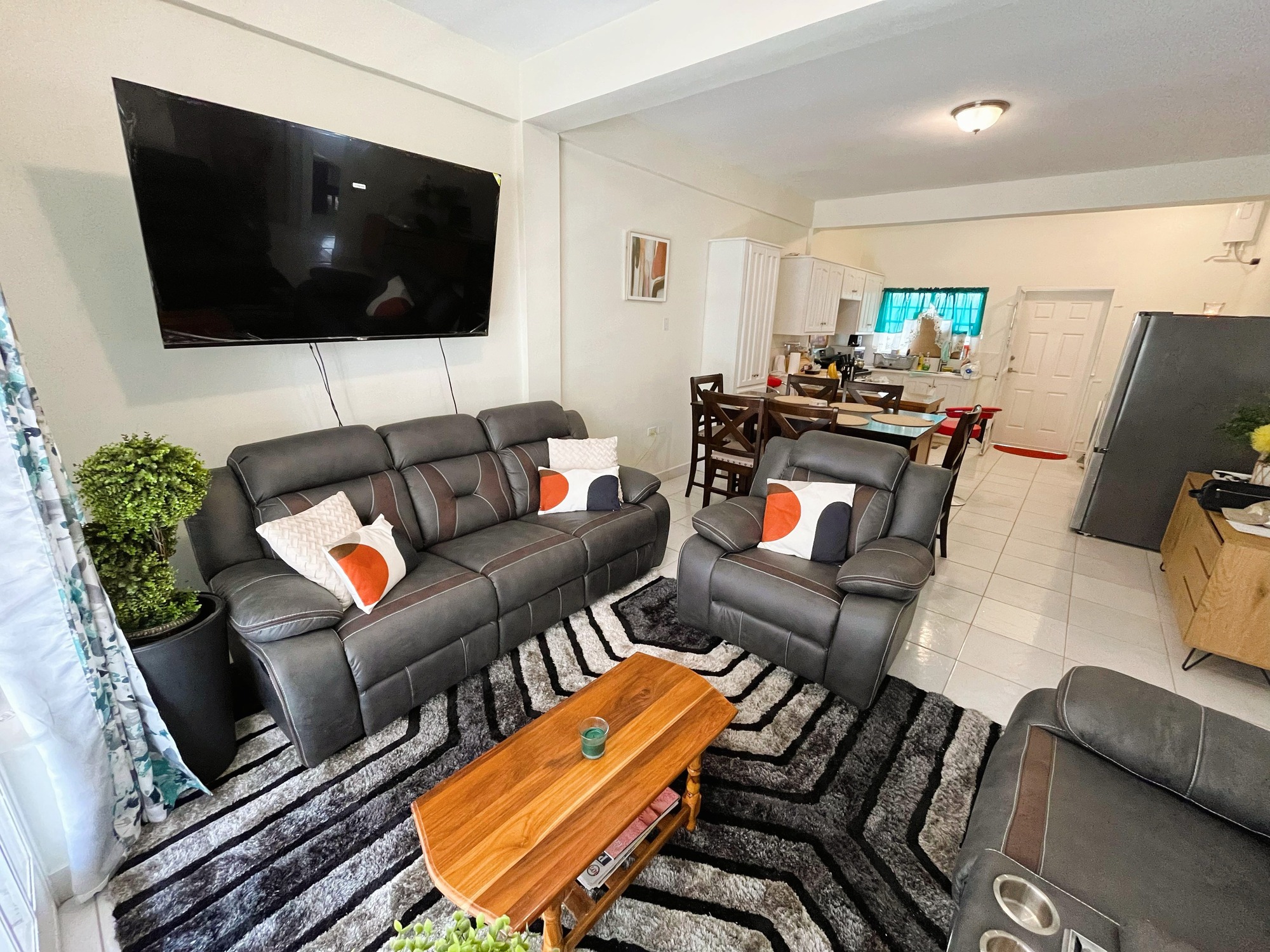 FOR SALE: DIEGO MARTIN, HASTIN..