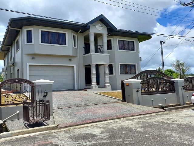 SOLD - IMBERLAND PARK -MODERN ..