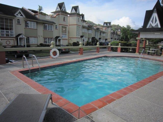 The Greens, Fairways