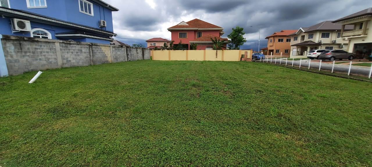 LAND FOR SALE! BRENTWOOD PALMS..