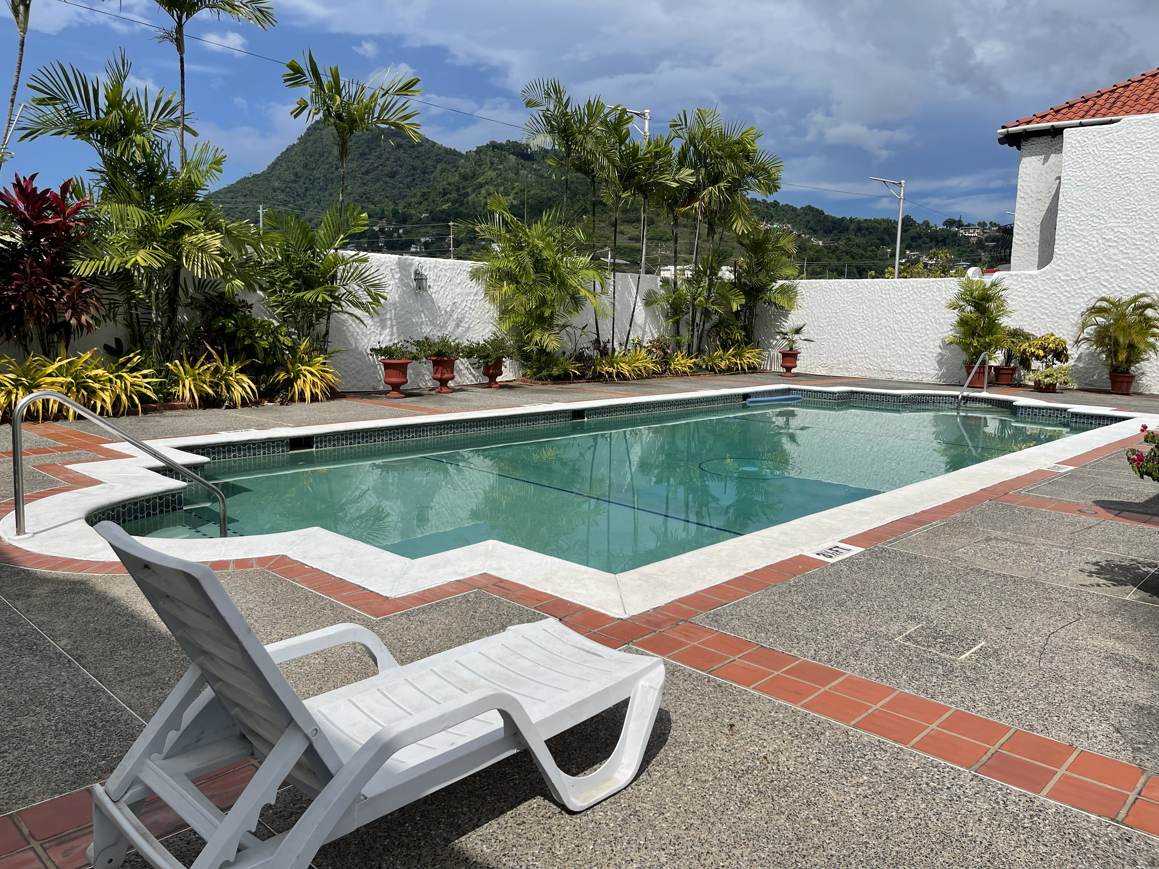 Fully Furnished & Equipped 2 B..