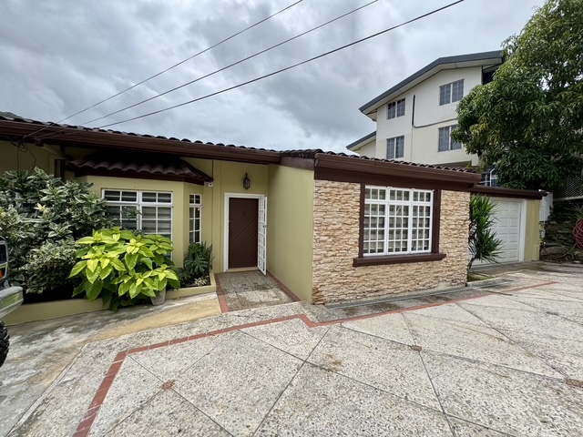 JOANNE AVENUE, HILLSBORO, MARA..