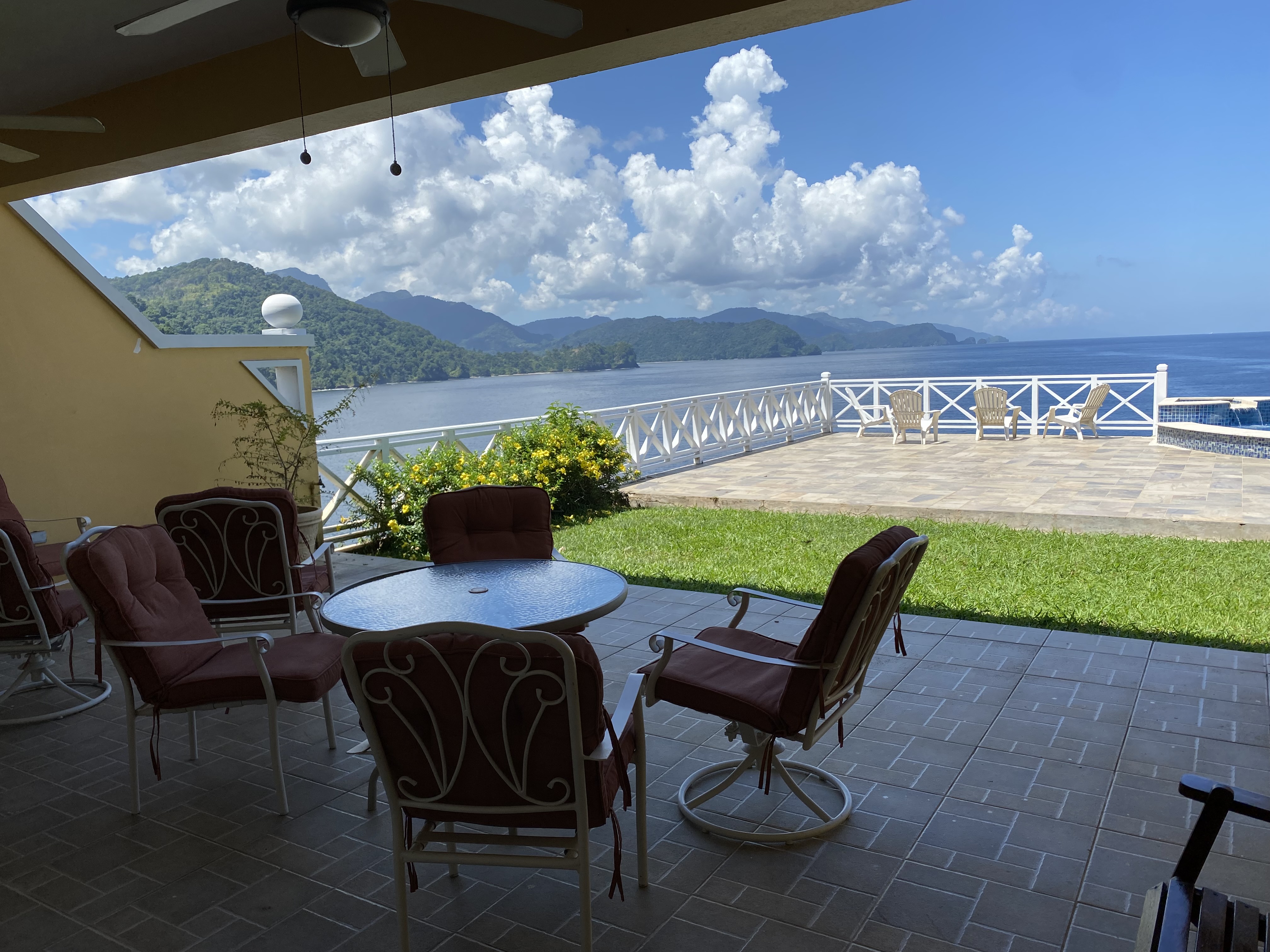 Chupara Beach Resort, Blanchis..