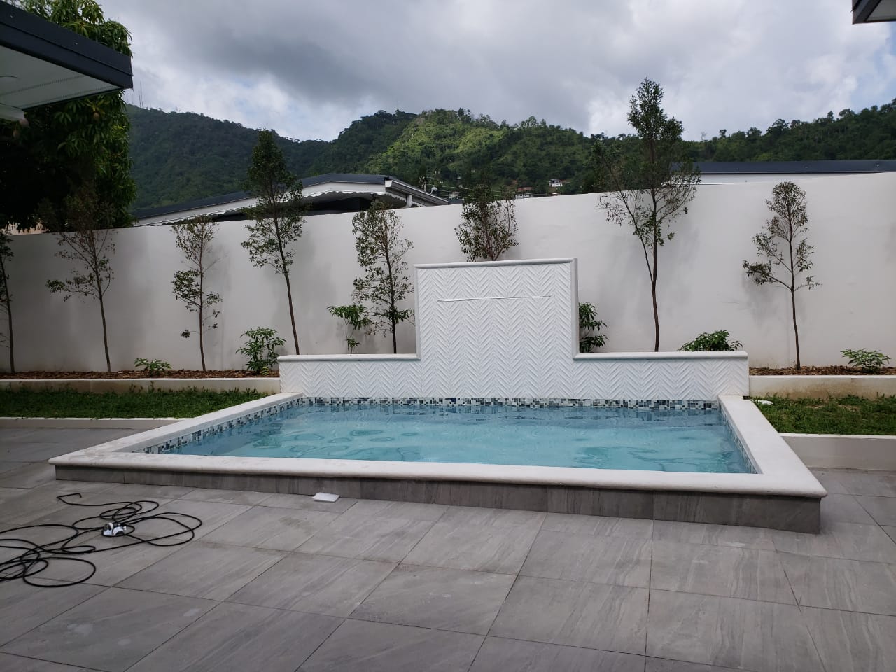 Victoria Gardens Duplex for Re..