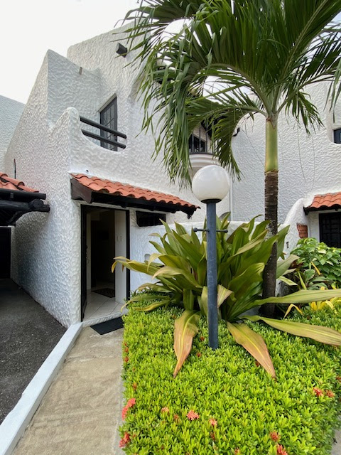 SPANISH COURT, CLUSTER 3