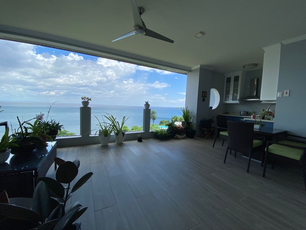 Island View at the Buoys, Care..