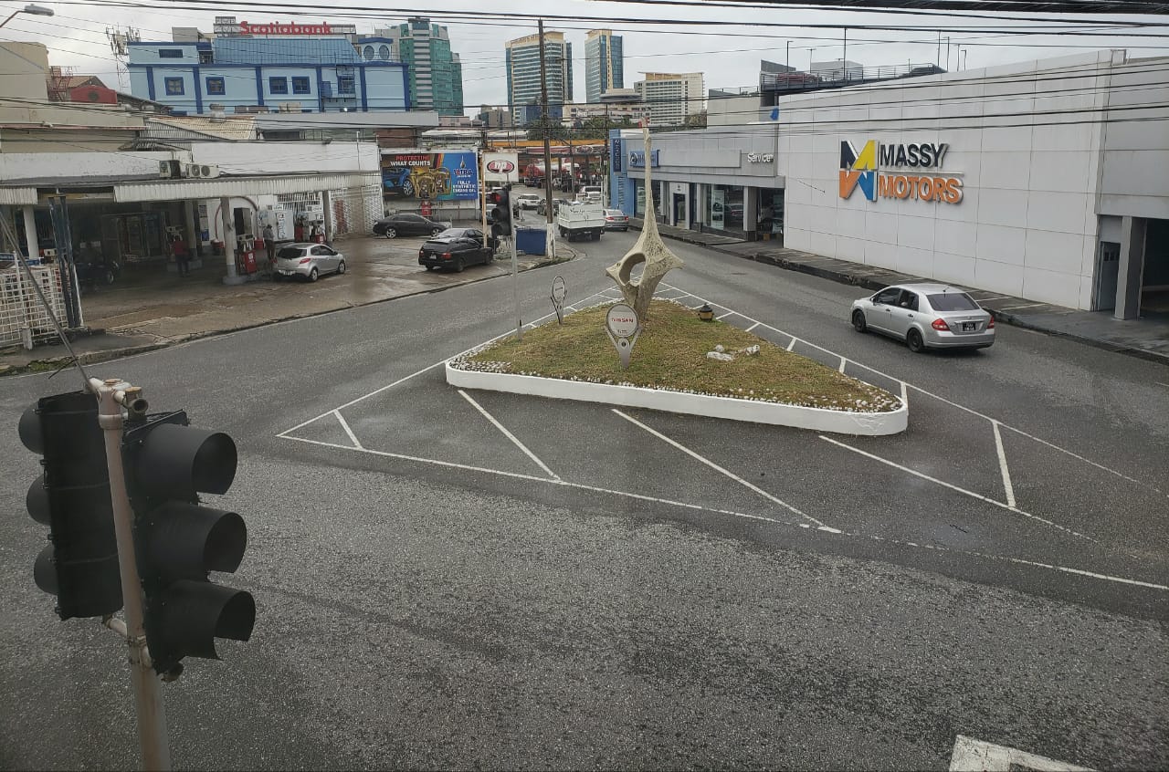 Tragarete Road Commercial Offi..