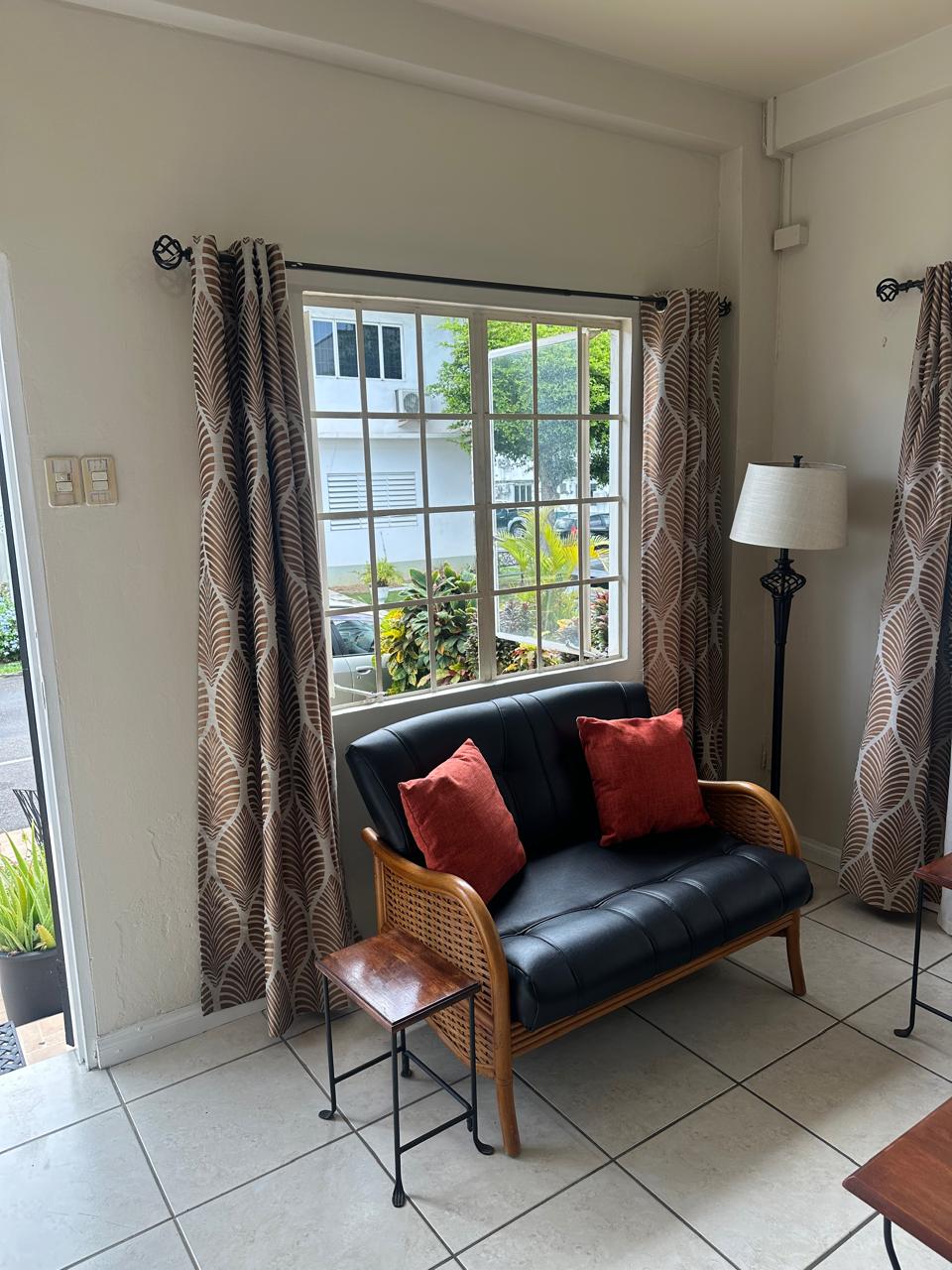 Gittens Avenue, Maraval
